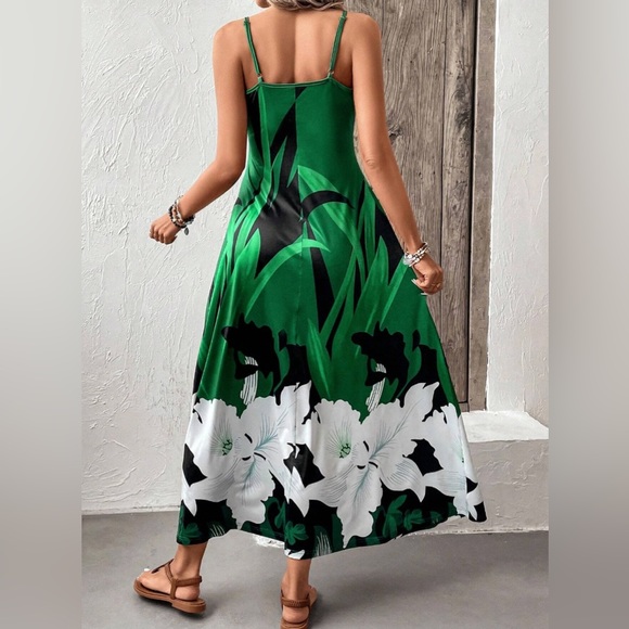 Floral Print Cami Maxi Dress Green - Picture 3 of 6